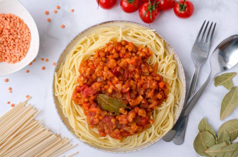 Vegetarische Linsen-Bolognese mit Spaghetti